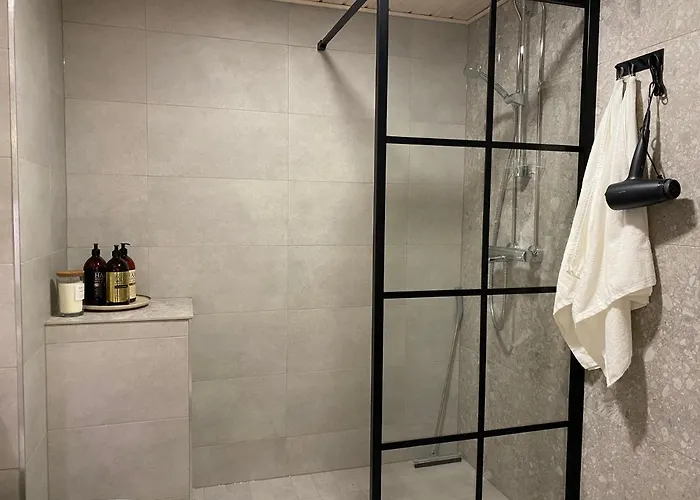 Hotelli Moderni Ullakkohuoneisto Kuopio